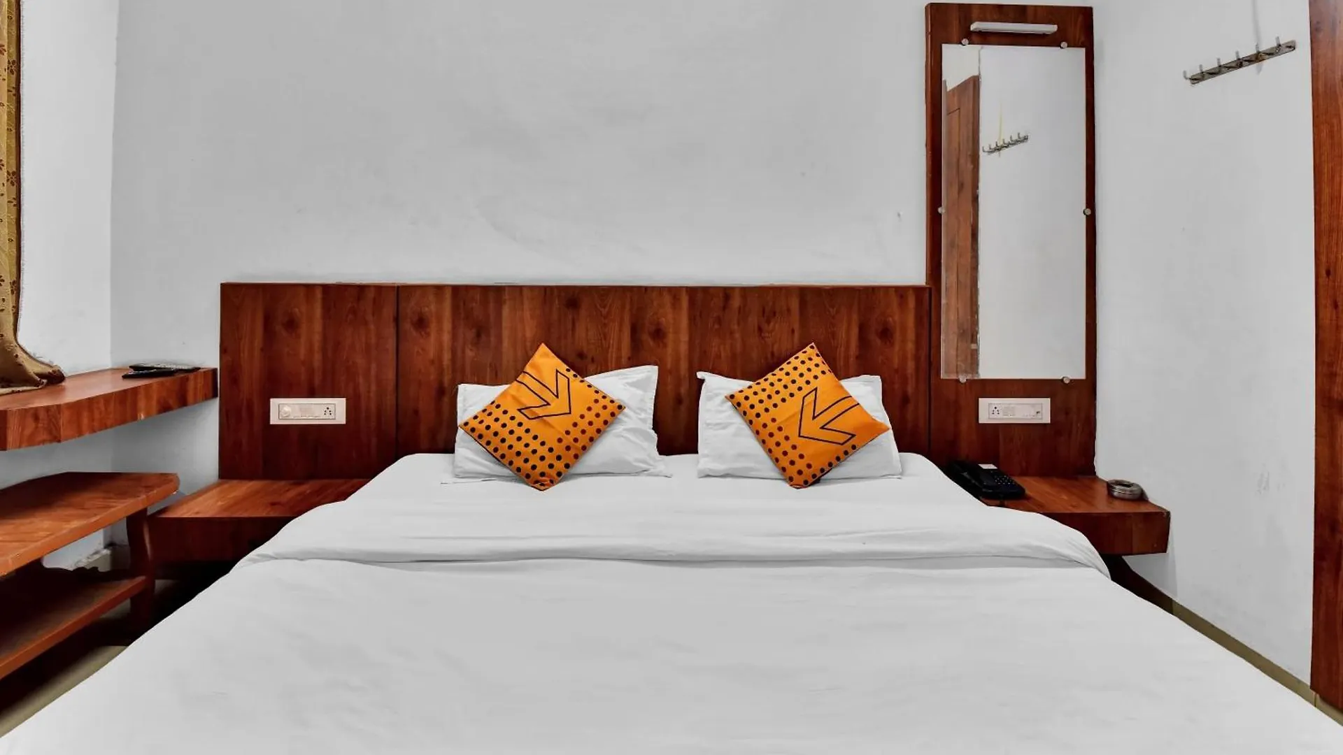 Hotel O Meghdoot 烏代浦 0*,