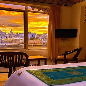 Thamla Haveli - Heritage View Hotel